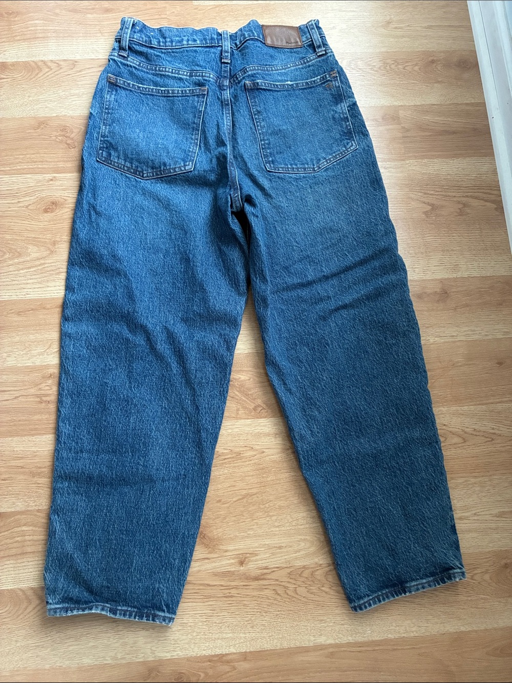 Madewell Vintage Wash Blue Boyfriend Jeans - Picture 4 of 4